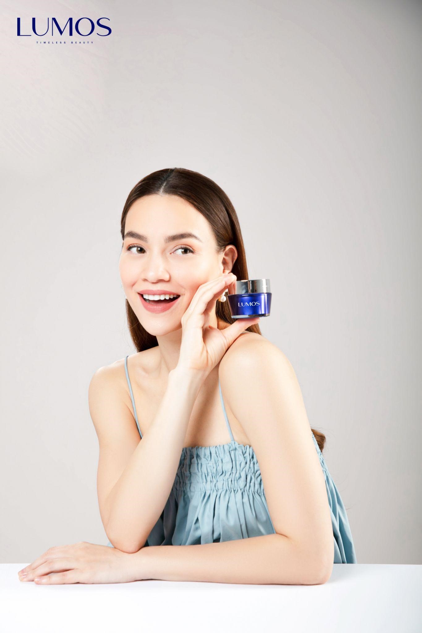 [LUMOS News] Mãn nhãn với vẻ đẹp vượt thời gian cùng Lumos của ca sĩ Hồ Ngọc Hà | Báo Thời Đại